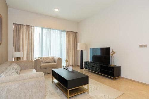 CitiHome Grande - Elegant Downtown 1BR - image 5