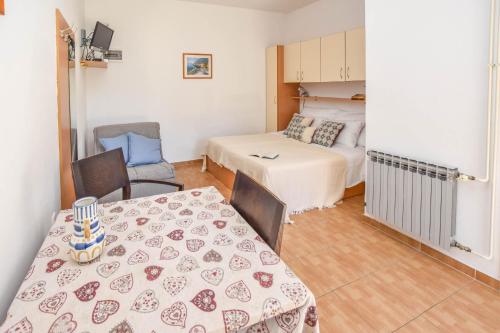 Apartments Dijana - image 5