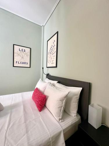 Oscar - City Center Rooms Athens - image 4