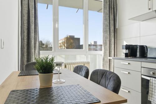 Montel24 - Modernes Apartment für Monteure & Geschäftsreisende (Montel24 - Modernes Apartment fur Monteure & Geschaftsreisende) in Dormagen
