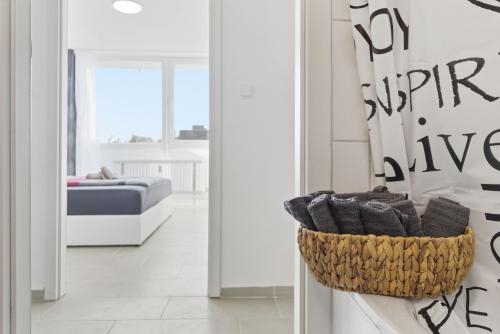 Montel24 - Modernes Apartment für Monteure & Geschäftsreisende (Montel24 - Modernes Apartment fur Monteure & Geschaftsreisende) in Dormagen