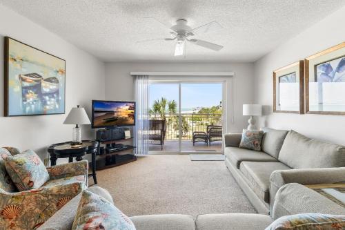 214 Madeira Norte Condo in St Pete Beach, USA