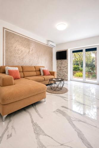 Luxury Apartment NUR Rijeka by the SEA – khách sạn tại Rijeka Beachfront