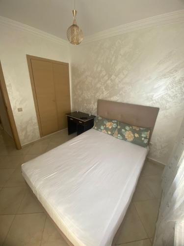 Quiet family apartment only in Bouznika, 3 nights or more in Bouznika