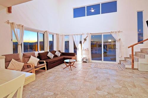 SUNRISE Heated Pool Ocean View Walk to beach in La Ventana