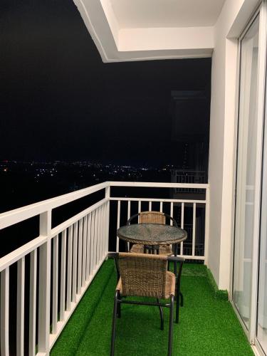 EM Homes Modern 1-Bedroom Apartment with Pool 15 Minutes from JKIA Airport in Athi River