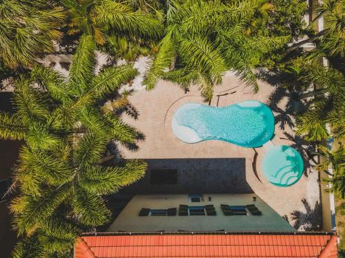 Beach Escape Family Home - image 4