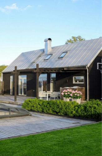 Viesnīcas āriene, House With Pool & Sauna By Lake Bolmen In Blomstad in Bolmstad