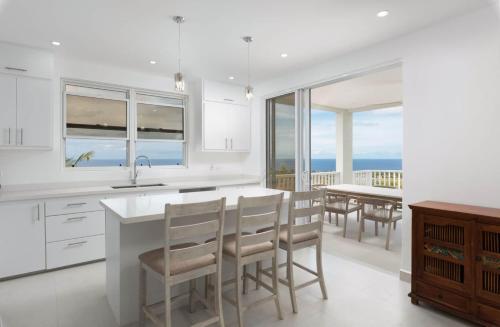 Barbados West Coast Sea View Villa with pool – khách sạn tại Deanes