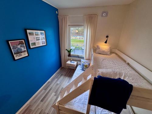 Hallestrand Vandrarhem - Hostel in Stromstad