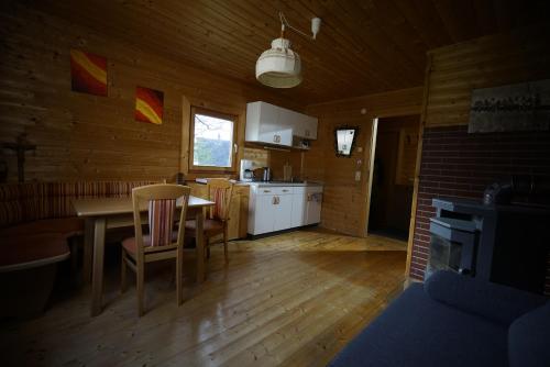 Konyha, Camp Sibley Hütte (Camp Sibley Hutte) in Laussa