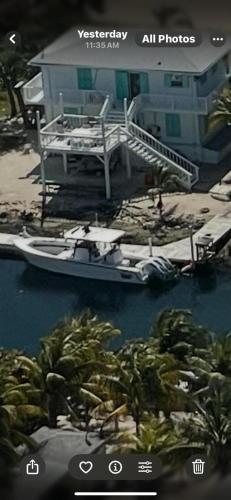 Aqua-holic in Port Royal