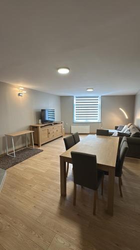 Superbe Duplex T2 62m2 - Rénové à Neuf ! (Superbe Duplex T2 62m2 - Renove a Neuf !) in Croix