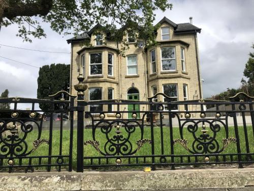 Martris House - Builth Road