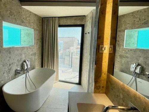 Elegant Villa with Private Pool