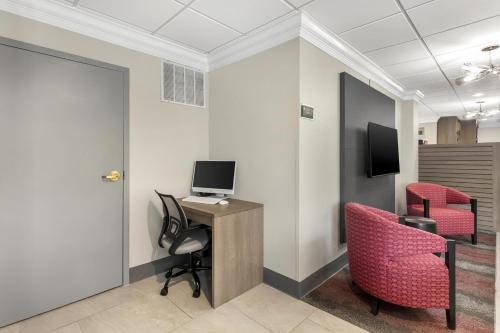 Best Western Eagles Inn - image 25