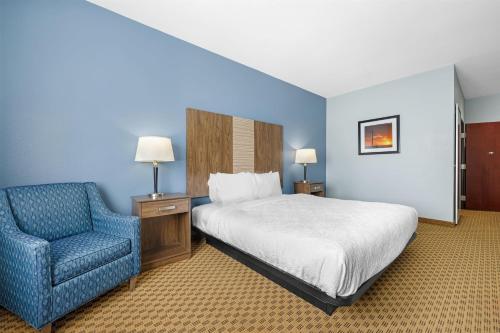 Best Western South Plains Inn & Suites - image 27