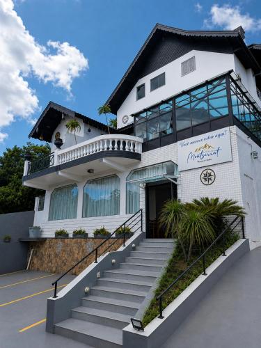 Villa Montserrat in Campos do Jordao