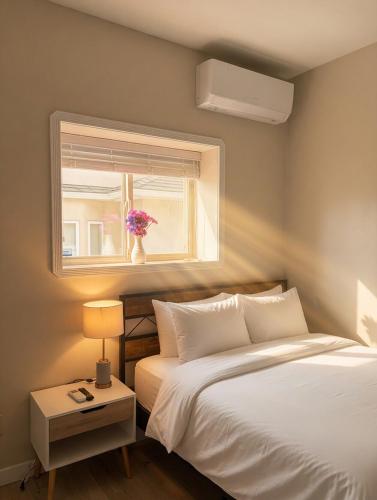 Modern Cozy Suite with AC near Metrotown Burnaby FIFA – khách sạn tại Renfrew-Collingwood