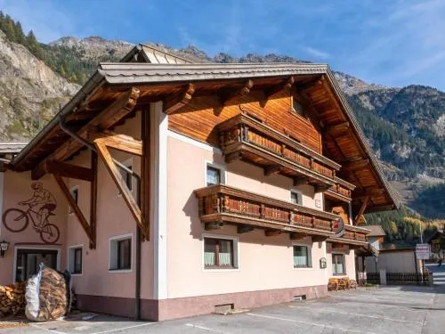 Bergheimat XL in Huben, Österreich