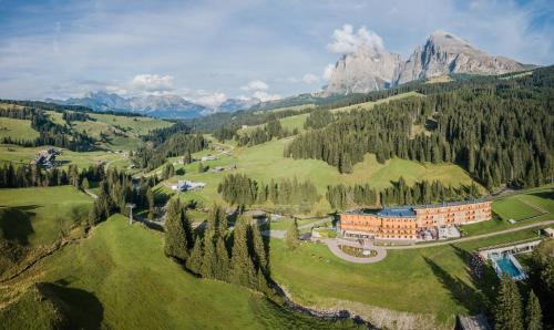 Sporthotel Floralpina 4