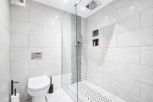 Spacious Rooms 21 5
