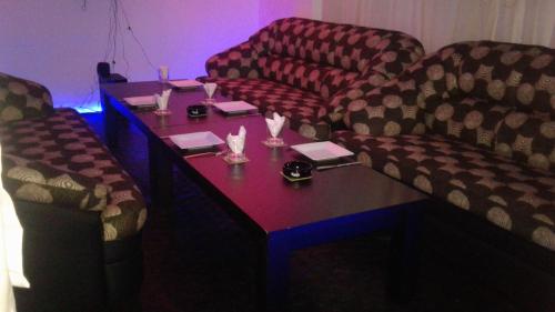 Hotel Lions Den & Lions D Restaurant Bar – Anuradhapura, IA