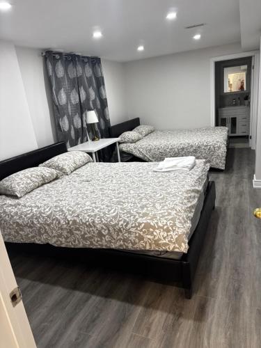 P2 Cozy accommodation in Mendy, Mississauga