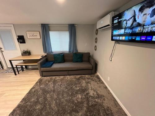 Modern Guesthouse with everything you may need!