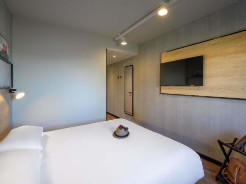 1 double bed