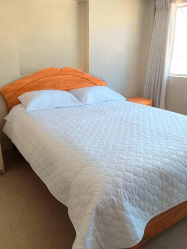 Main Ave Spot, Premium White Linens, Top Safety
