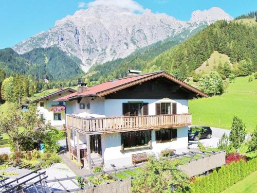 Chalet near Skilift & Bikepark in Leogang