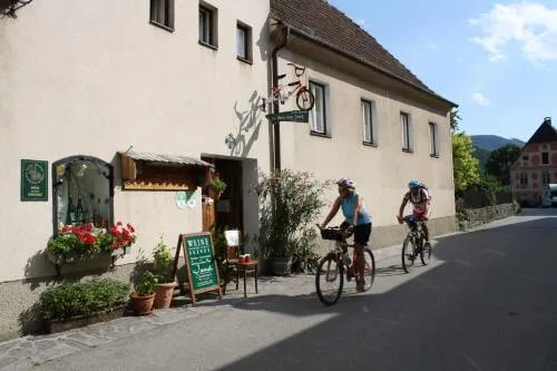 Weinbau-Gästezimmer Martin und Eva Maria Jamek in Weißenkirchen in der Wachau, Österreich