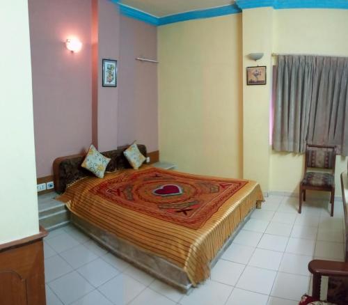 Hotel Damjis – Ahmedabad, TN