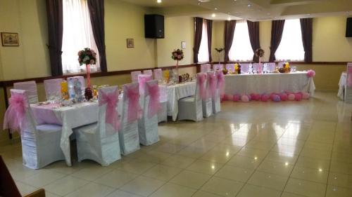 餐廳, 艾瑞斯酒店 (Hotel Iris) in 阿拉德