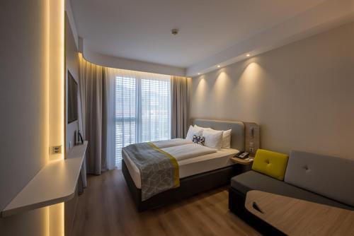room detail thumbnail 0