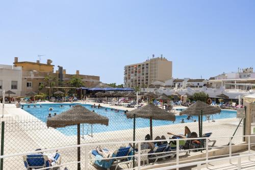 Prime Location Apartment with Seaviews - image 5
