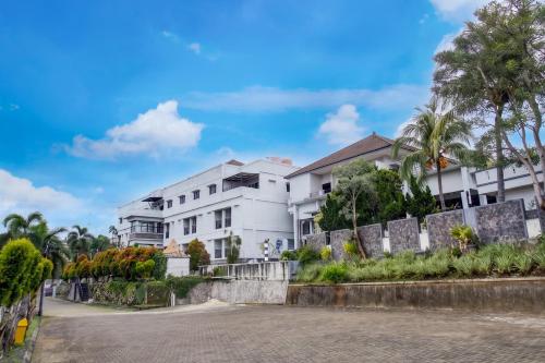 Bejárat, Palette Kuraya Hotel & Resort in Bandar Lampung