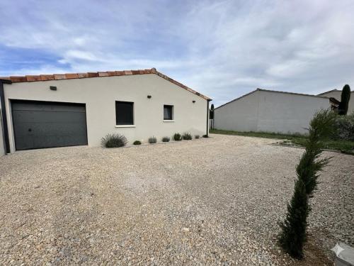 Charming and modern house - 3BD-6P -in Provence in Maillane