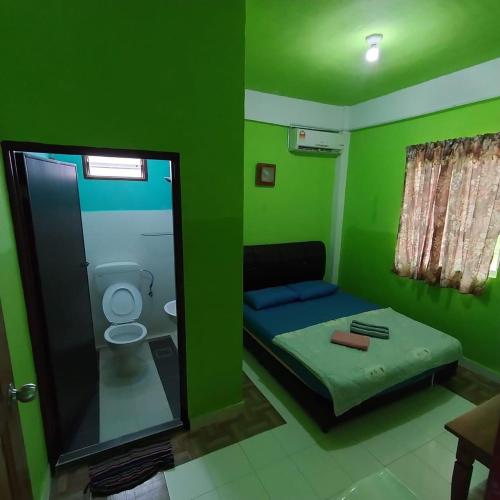 room detail thumbnail 1