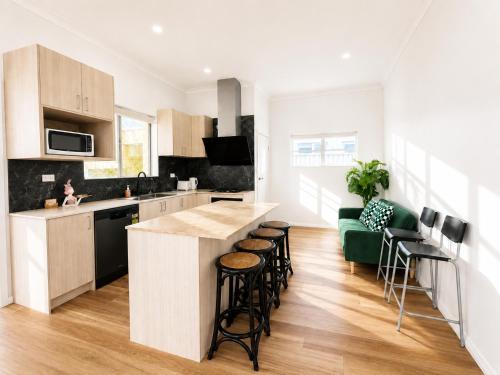 Renovated House in Concord Near Train & Parking in Drummoyne