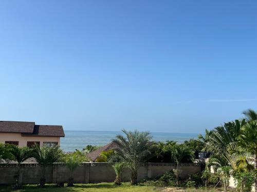 Elmina beach house in Elmina