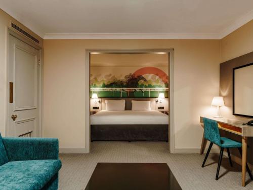 room detail thumbnail 0