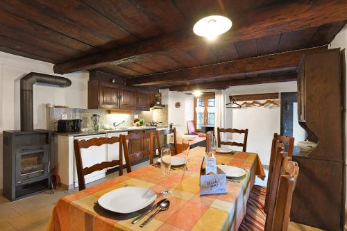 virtuve, Rustico al platano in Frasko