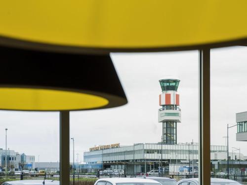 ibis budget Rotterdam The Hague Airport – khách sạn tại Overschie