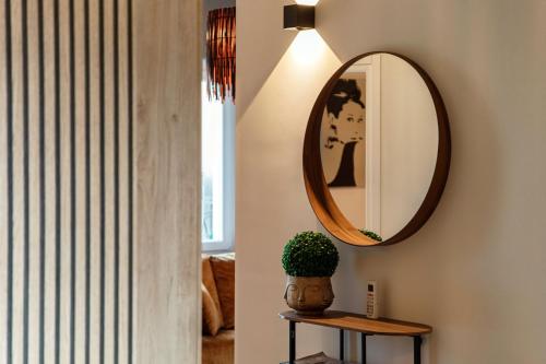 10 Floor Apartments by Quokka 360 - Como City View & Parking - image 5