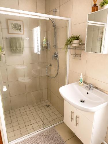 Fynbos Single Stay in Langebaan