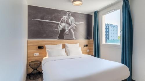 1 queen bed