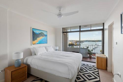 Sundowner - Panoramic Harbour Views by the Marina - image 3