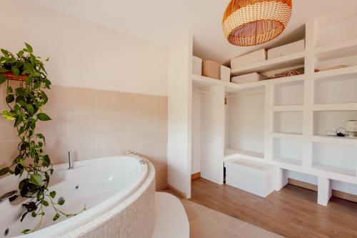 Can Mimosa Guesthouse in Coll de l'Alba